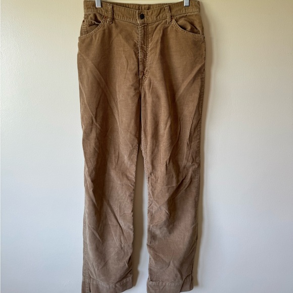Vintage womens corduroy Levi's pants - Picture 2 of 7
